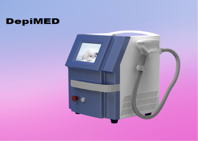 Capelli portatili indolori del diodo laser 808nm che rimuovono alto potere a macchina del laser